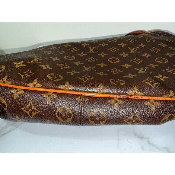Louis Vuitton Delightful MM Monogram Canvas Tote - Picture 2 of 11